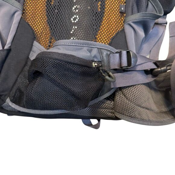 Osprey Stratos 24 Backpack Outdoors Backpacking Medium 24 Liters Grey Black Read - Picture 7 of 12